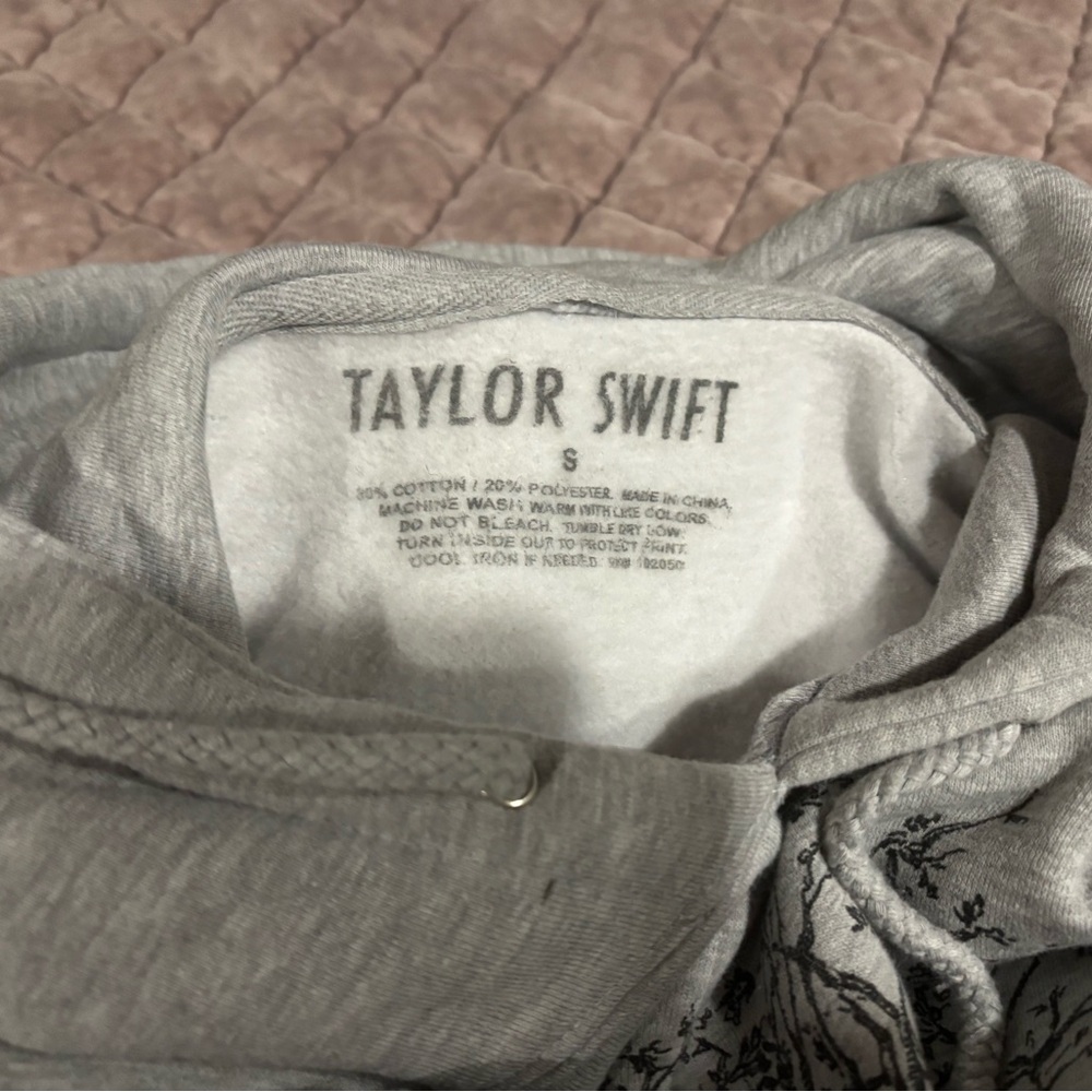 Taylor Swift All Too Well Hoodie - Picture 2 of 2